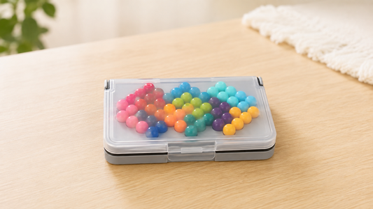 How to Keep Small Puzzle Pieces Organized Between Sessions